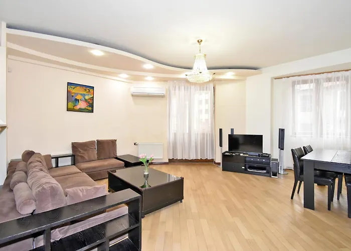 Lux Apartment 2 Bedrooms 2 Bathrooms , Open Balcony In The Center Of Yerevan , Near Malibu Park